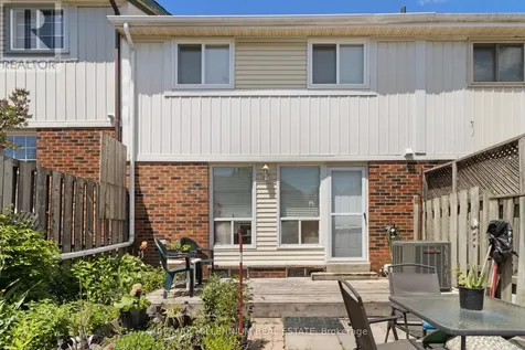 14 Laurier Court Brampton (heart Lake East) ON L6Z 1J5