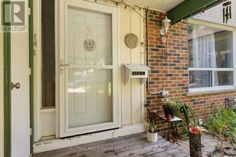 14 Laurier Court Brampton (heart Lake East) ON L6Z 1J5