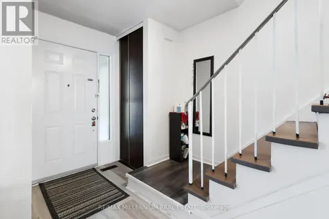 14 Laurier Court Brampton (heart Lake East) ON L6Z 1J5
