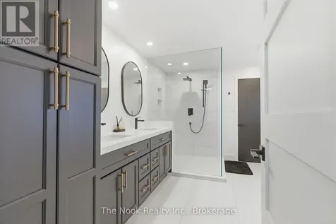7704 Leskard Road Clarington ON L0B 1M0