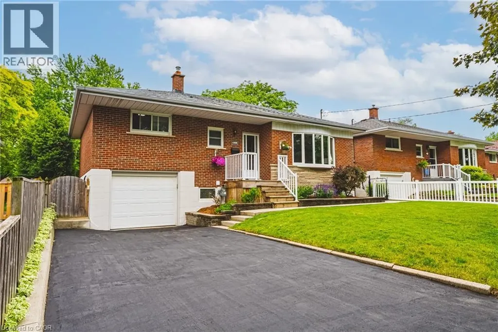 1208 Homewood Drive Burlington ON L7P 2M4
