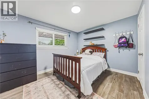 1208 Homewood Drive Burlington ON L7P 2M4