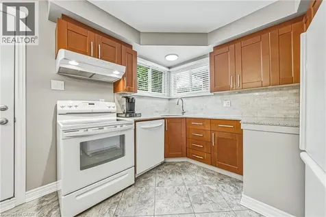 1208 Homewood Drive Burlington ON L7P 2M4