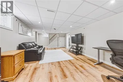 1208 Homewood Drive Burlington ON L7P 2M4