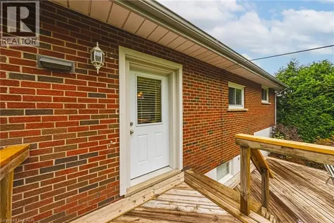 1208 Homewood Drive Burlington ON L7P 2M4