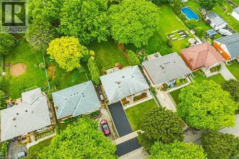 1208 Homewood Drive Burlington ON L7P 2M4