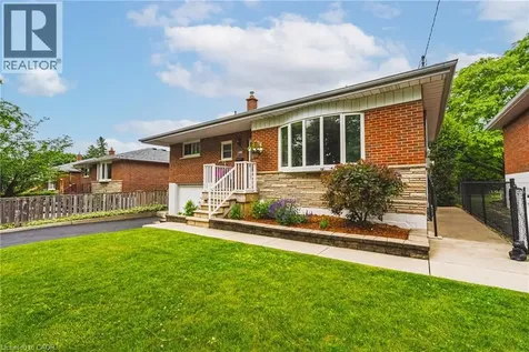 1208 Homewood Drive Burlington ON L7P 2M4