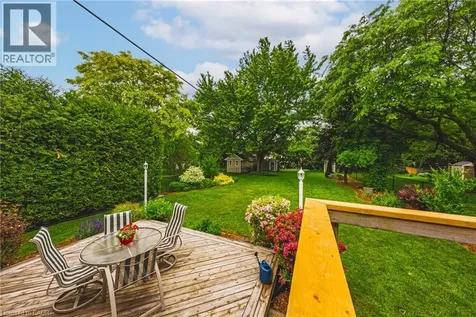 1208 Homewood Drive Burlington ON L7P 2M4