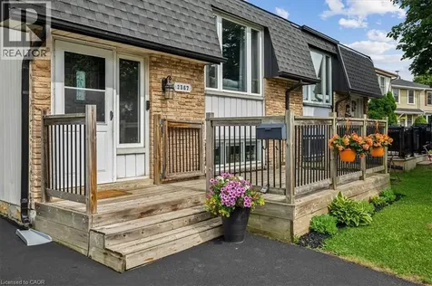 2367 Middlesmoor Crescent Burlington ON L7P 3X4