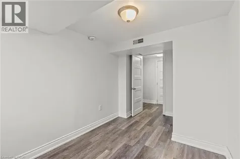 14 Westmount Avenue Thorold ON L2V 2W1