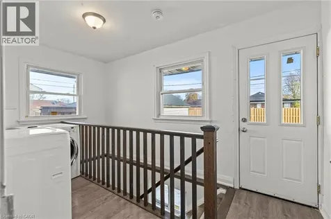 14 Westmount Avenue Thorold ON L2V 2W1