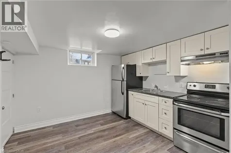14 Westmount Avenue Thorold ON L2V 2W1