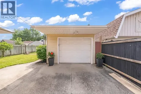 2471 Chandler Road Windsor ON N8W 4A7
