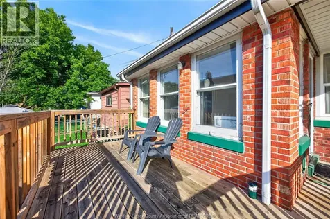 1104 Ellis St E Windsor ON N8X 2J3