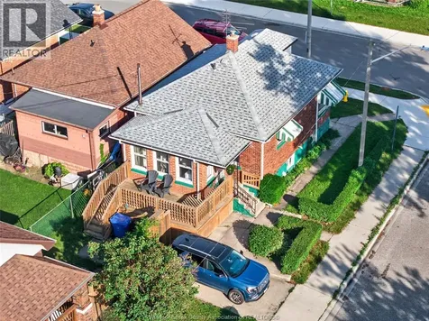 1104 Ellis St E Windsor ON N8X 2J3