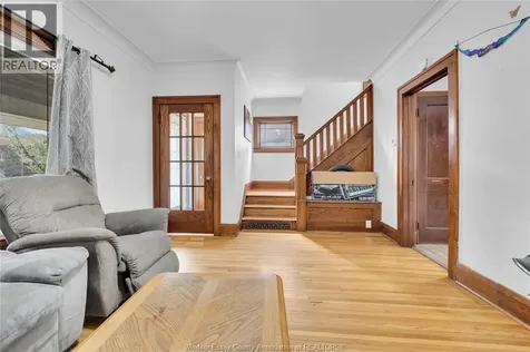 321 Rankin Avenue Windsor ON N9B 2R6