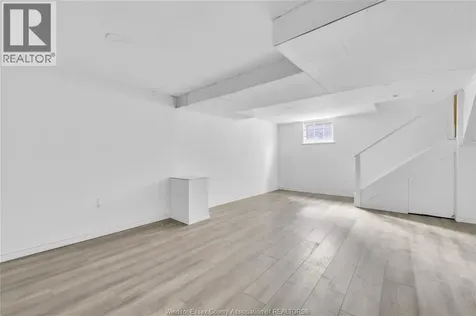 321 Rankin Avenue Windsor ON N9B 2R6
