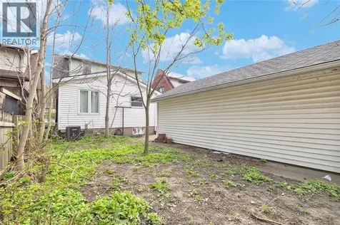 321 Rankin Avenue Windsor ON N9B 2R6