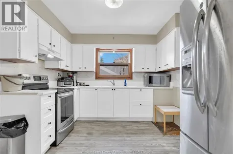 321 Rankin Avenue Windsor ON N9B 2R6