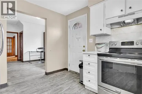321 Rankin Avenue Windsor ON N9B 2R6