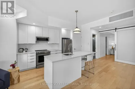 101 Pinhey Street Ottawa ON K1Y 1V9