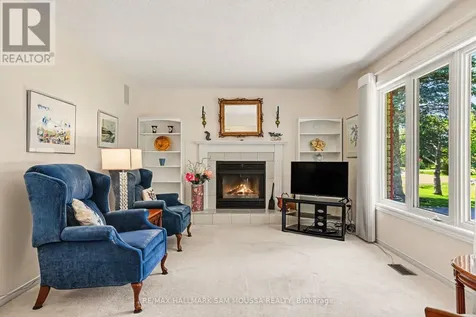 6482 Harvest Grove Drive Ottawa ON K4P 1E8