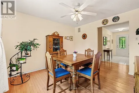 6482 Harvest Grove Drive Ottawa ON K4P 1E8