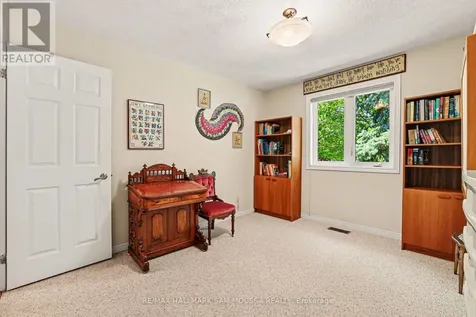 6482 Harvest Grove Drive Ottawa ON K4P 1E8