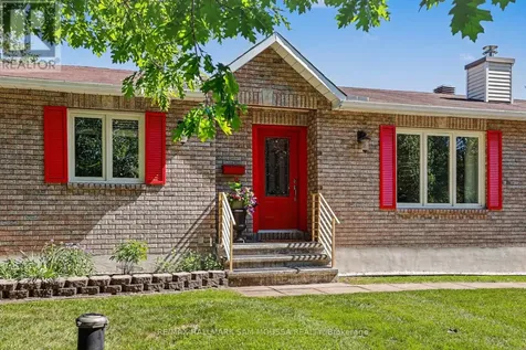 6482 Harvest Grove Drive Ottawa ON K4P 1E8