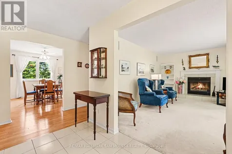 6482 Harvest Grove Drive Ottawa ON K4P 1E8