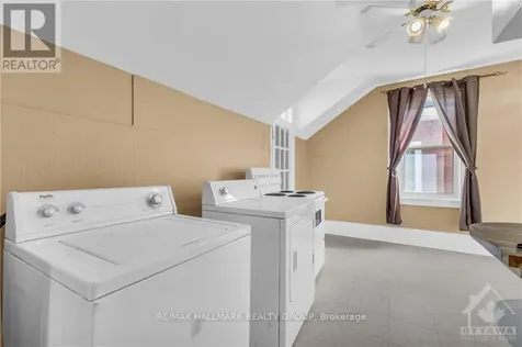 15 Elmsley St N Street Smiths Falls ON K7A 2G4