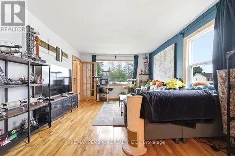 14 Summit Street Deep River ON K0J 1P0
