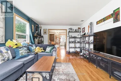 14 Summit Street Deep River ON K0J 1P0