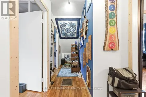 14 Summit Street Deep River ON K0J 1P0