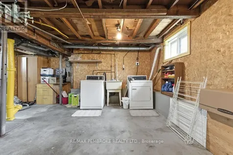 14 Summit Street Deep River ON K0J 1P0