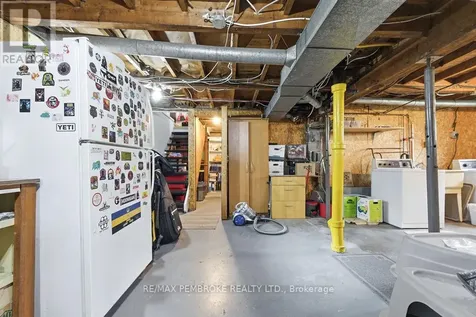 14 Summit Street Deep River ON K0J 1P0