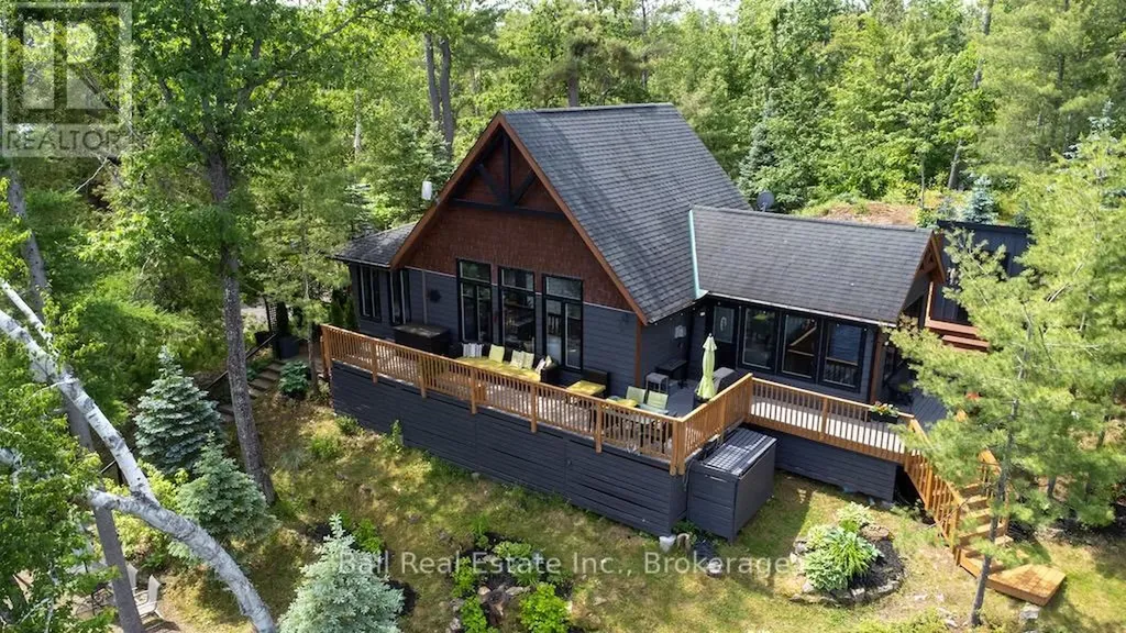 89 Hill Crest Road North Kawartha ON K0L 3E0