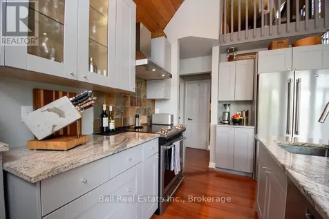 89 Hill Crest Road North Kawartha ON K0L 3E0