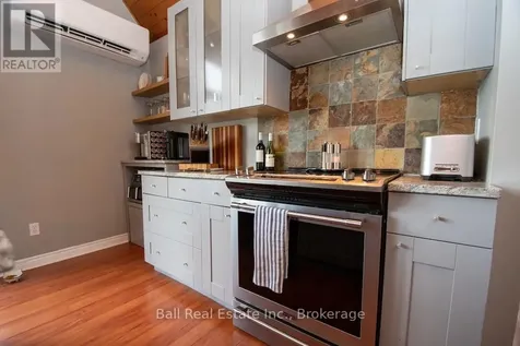89 Hill Crest Road North Kawartha ON K0L 3E0