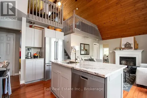 89 Hill Crest Road North Kawartha ON K0L 3E0