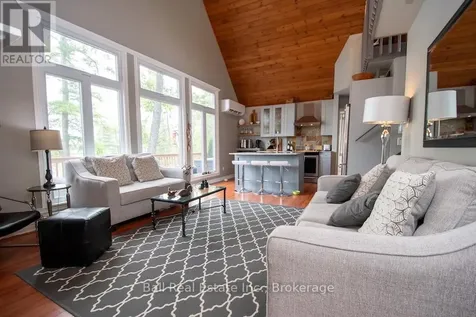 89 Hill Crest Road North Kawartha ON K0L 3E0
