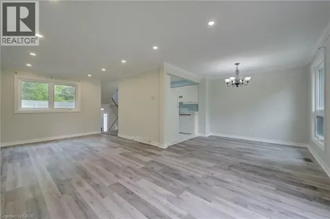 417 Keats Way Waterloo ON N2L 5S7