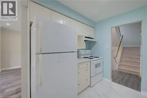 417 Keats Way Waterloo ON N2L 5S7