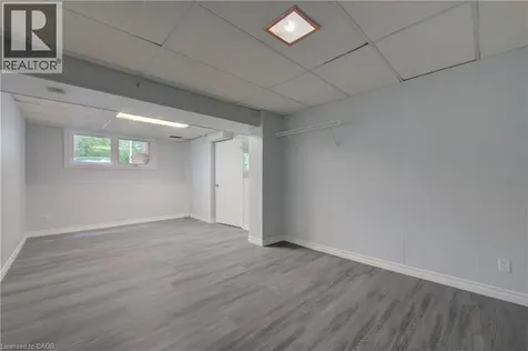 417 Keats Way Waterloo ON N2L 5S7