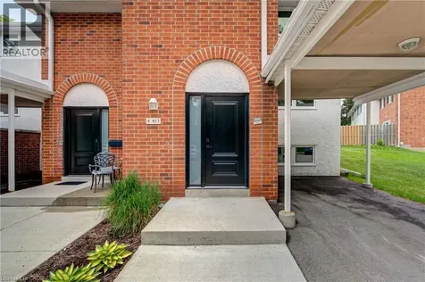 417 Keats Way Waterloo ON N2L 5S7