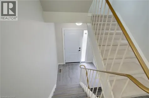 417 Keats Way Waterloo ON N2L 5S7