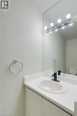 417 Keats Way Waterloo ON N2L 5S7