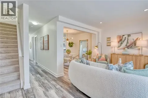 20 Anna Capri Drive Hamilton ON L8W 1M6