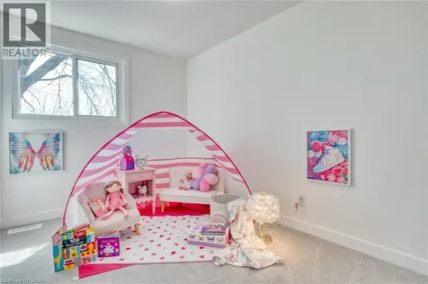 20 Anna Capri Drive Hamilton ON L8W 1M6