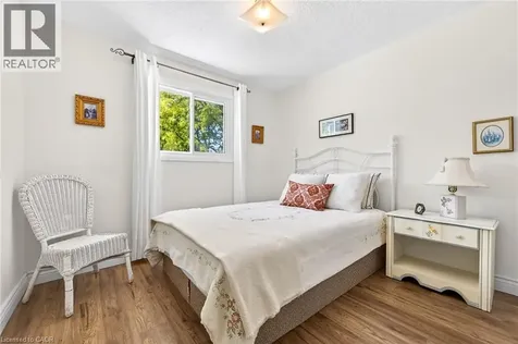 6 Barbara Place St. Catharines ON L2N 6H8